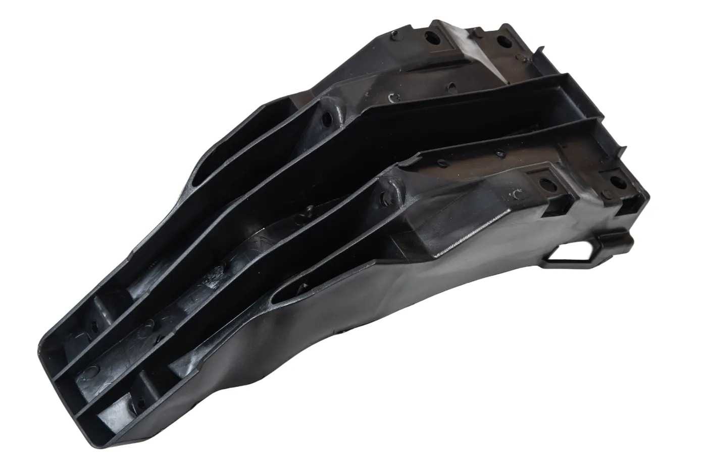 Пластик брызговик задний CADET 300