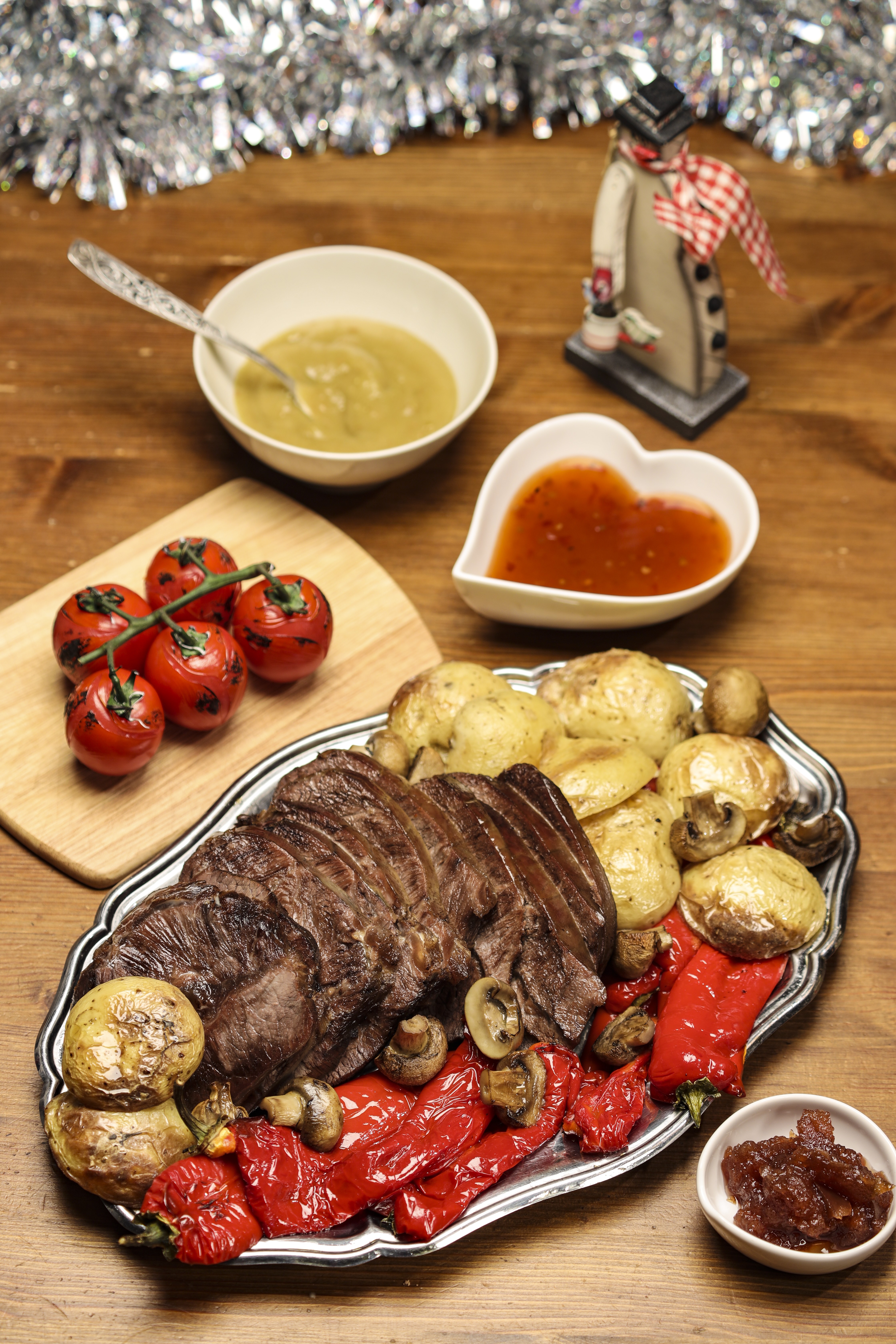 Говяжья лопатка, запеченная при низкой температуре 