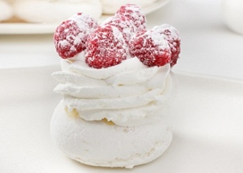 Пирожное Анна Павлова (80г х 12 порций) 960г Десерт Фентези зам., Россия