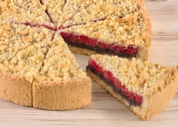 Пирог Брусничный с маком Betty's cake (1,32 кг/12 порций) зам., Россия