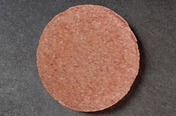 Изображение товара Котлеты Говяжьи с солью и перцем F 3,88oz зам., кат. B (13,5кг/кор) зам., Россия