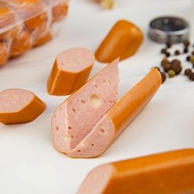 Сосиски для хот-дога свино-говяжьи с сыром вареные 75г (17 0мм/ d 24 мм) Марсельские, 750г зам. Сосиски для хот-дога свино-говяжьи с сыром вареные 75г (17 0мм/ d 24 мм) Марсельские, 750г зам.