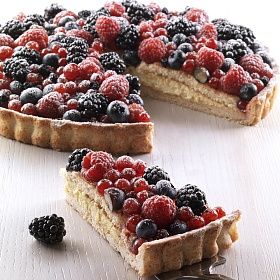 Торт Лесные ягоды Бинди (1,35кг/ 12 порций), Италия Торт Лесные ягоды Бинди (1,35кг/ 12 порций), Италия