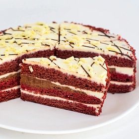 Торт Красный бархат бисквитный Питер Фрост (1,5кг/ 12 порций) Торт Красный бархат бисквитный Питер Фрост (1,5кг/ 12 порций)