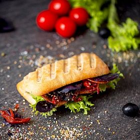 Чиабатта прямоугольная надрезанная 143мм (70г х 40 шт) Bagerstat Foodservice зам., Россия Чиабатта прямоугольная надрезанная 143мм (70г х 40 шт) Bagerstat Foodservice зам., Россия