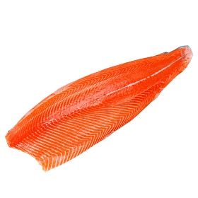 Филе форели слабосоленое на коже 1/2 тушки зам.