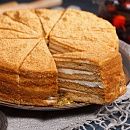 Торт Медовик Чизберри (1,4 кг/ 12 порций)