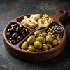 Оливки, артишоки, каперсы